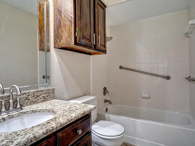753 Eagle Dr — Photo 25