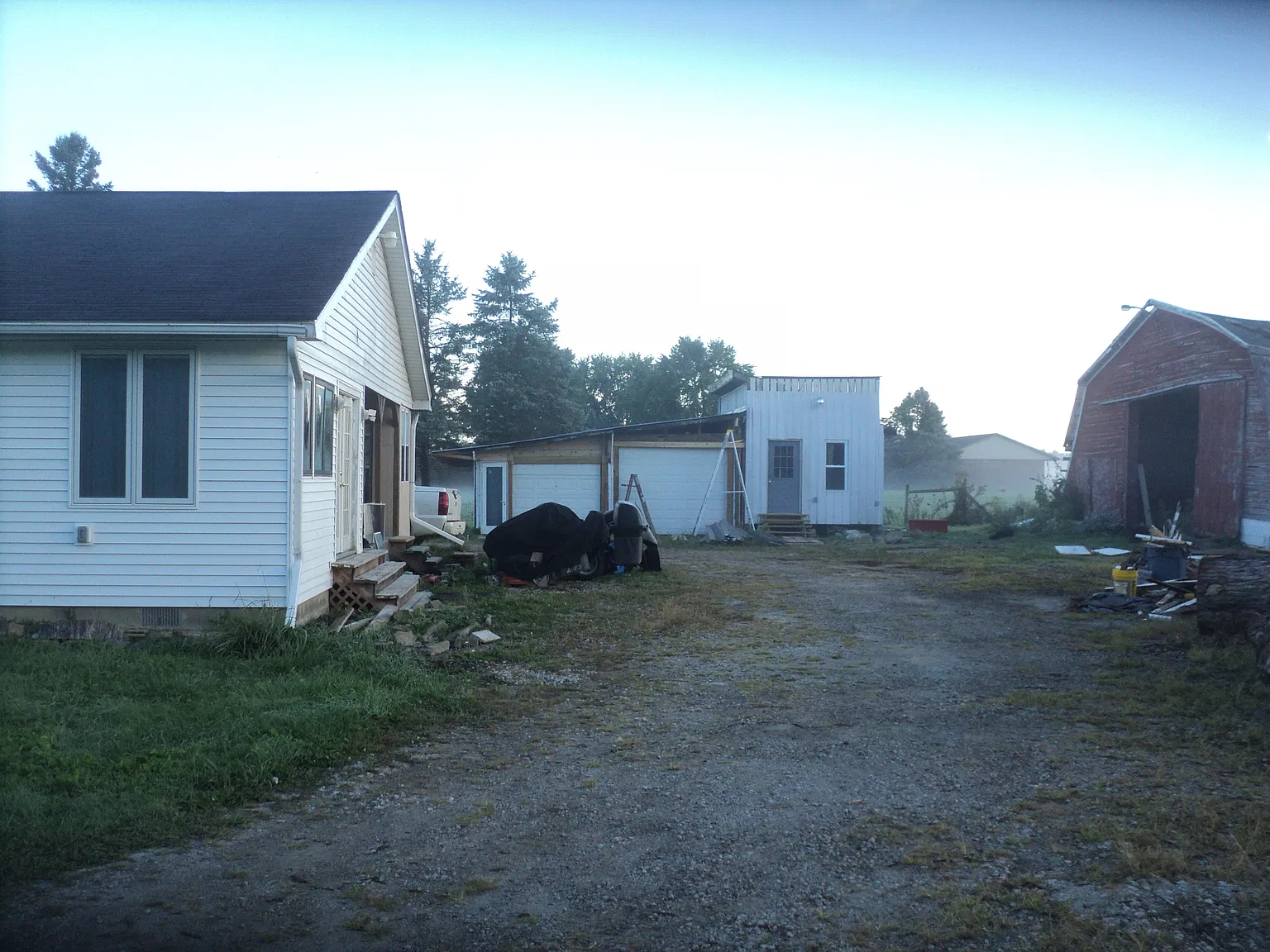 3 bed, 1.5 bath, 1675 sqft, $2,150 — Photo 3