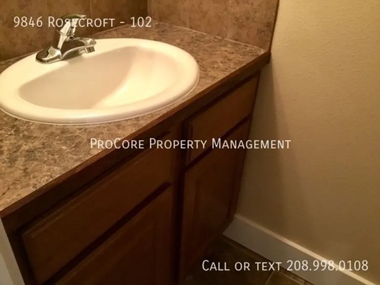 9846 W Rosecroft Ct — Photo 28