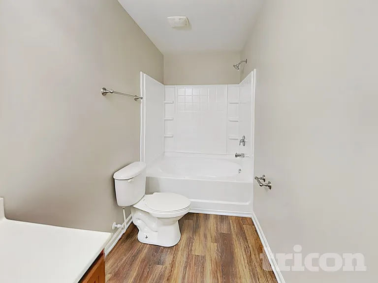 4748 Brewer Dr — Photo 10