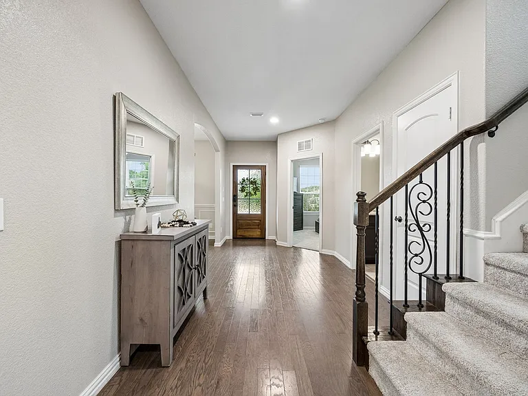 2200 Mountain Creek Ct — Photo 7