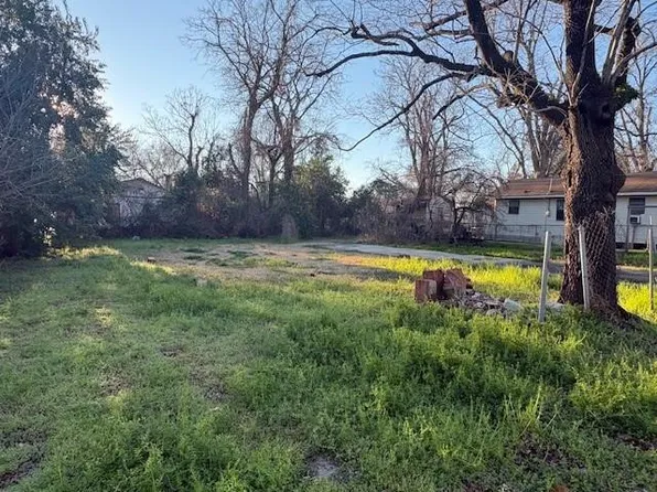 3118 Adams Ct, Alexandria, LA 71301