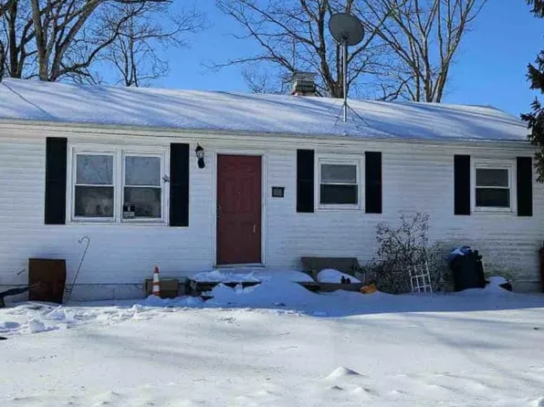 603 Berkley Dr, Browns Mills, NJ 08015