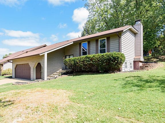 2nd image of 12462 Sandycreek Ln