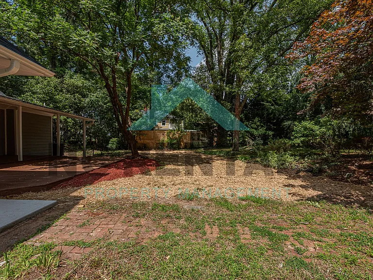 234 S Academy St — Photo 45