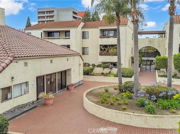 700 W 3rd St, Santa Ana, CA 92701