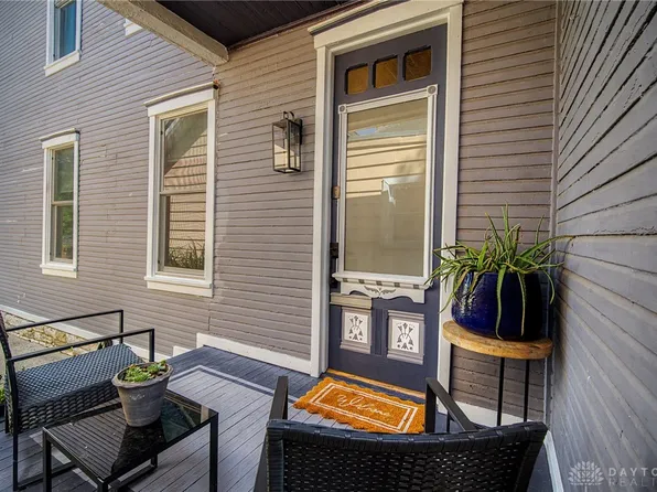 18 Garret St, Dayton, OH 45410