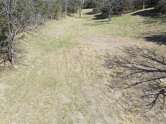 2nd image of Goose Neck Bend Rd