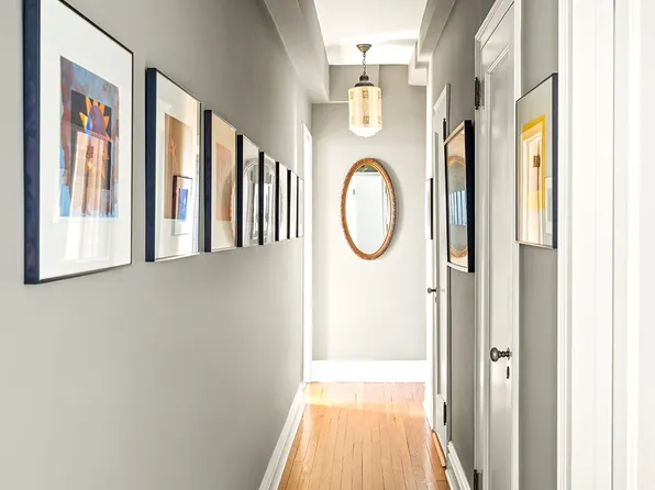 135 Eastern Parkway image 12 of 20