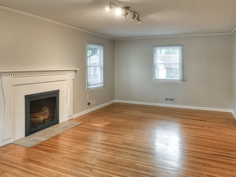 3511 S 107th Avenue Cir — Photo 4