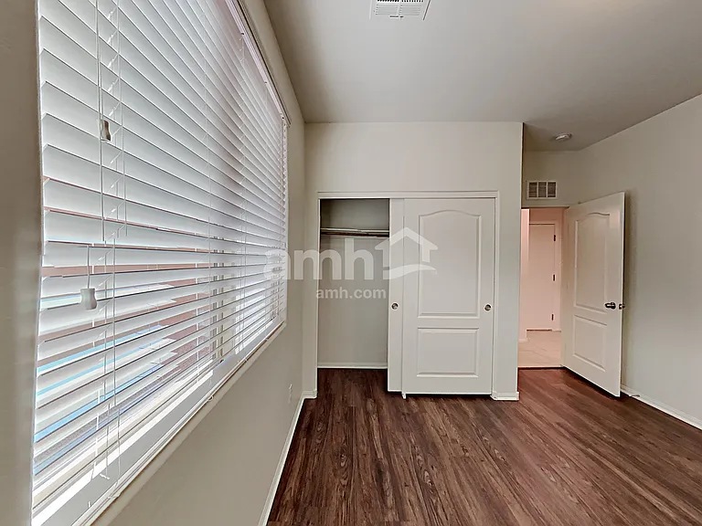 492 Bright Peridot Ave — Photo 11