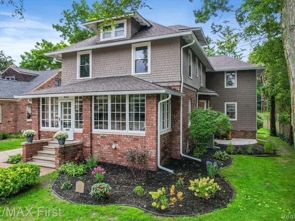 402 N Troy St, Royal Oak, MI 48067
