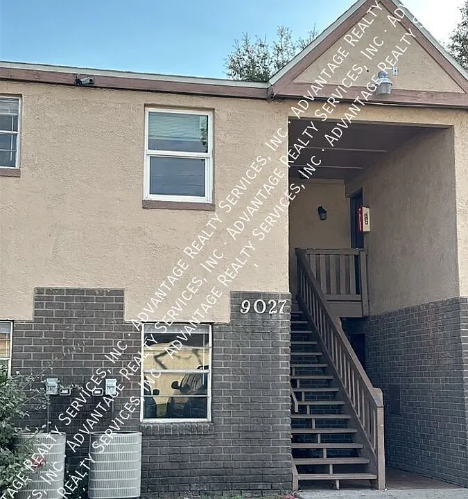 9027A Westchester Cir