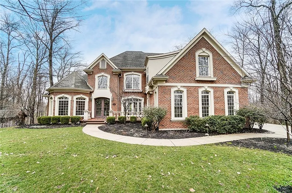 7546 Deep Woods Ct photo 1