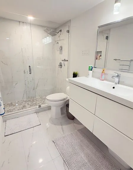 702 SE 2nd Ave #405 — Photo 5