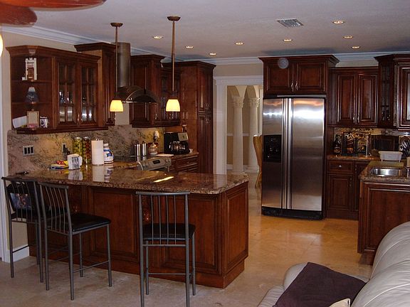 Fully Equiped Kitchen