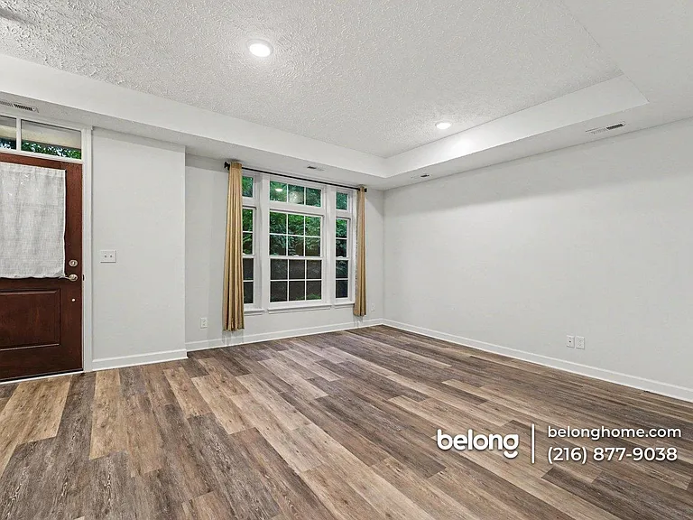 12021 Ashbury Ave — Photo 3