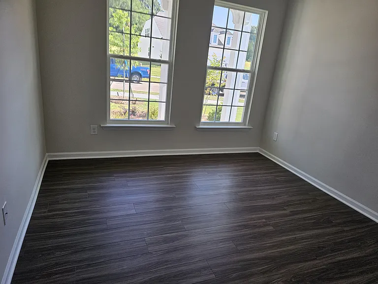 122 Somerset Ln — Photo 13