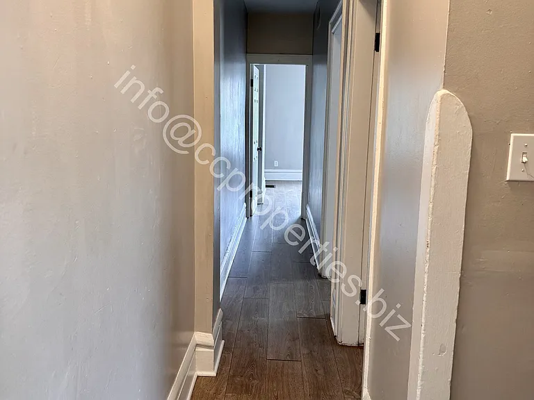 904 Oakwood Ave — Photo 16