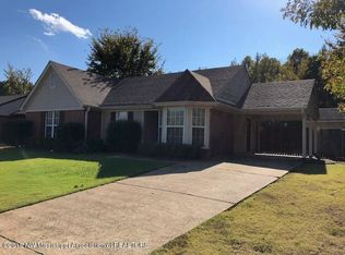 10427 Kristen Dr S, Olive Branch, MS 38654