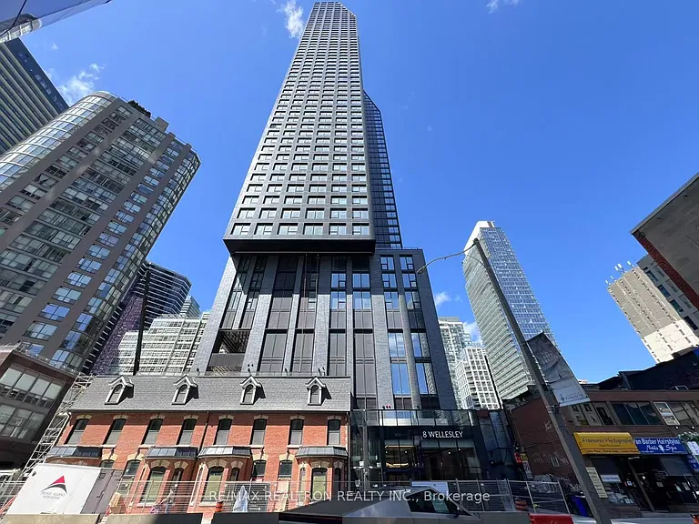 8 Wellesley St W #3202 — Photo 1