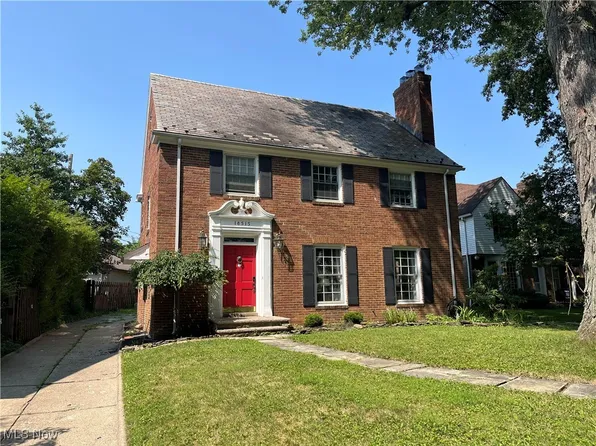18515 Lomond Blvd, Shaker Heights, OH 44122