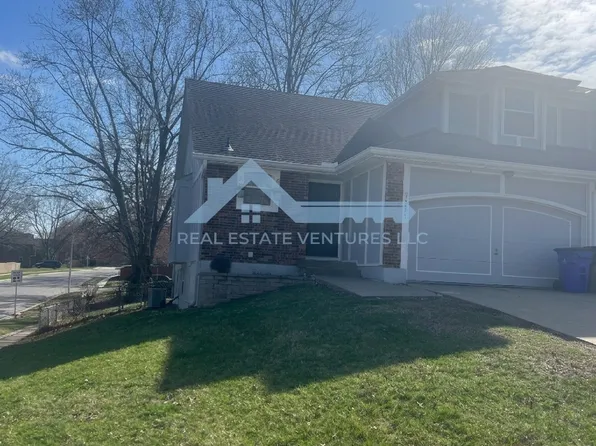 15801 W 127th Ter, Olathe, KS 66062