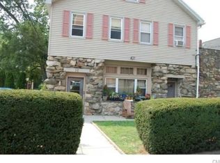 36 Arch St APT 3A, Greenwich, CT 06830