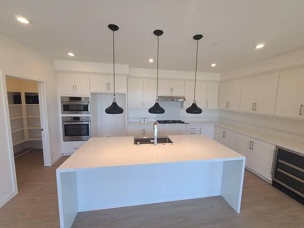 1st image of 5690 Metrose Ct Unit 302