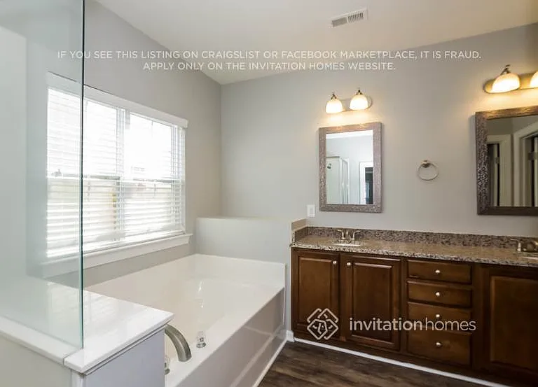 11336 Huntington Meadow Ln — Photo 17