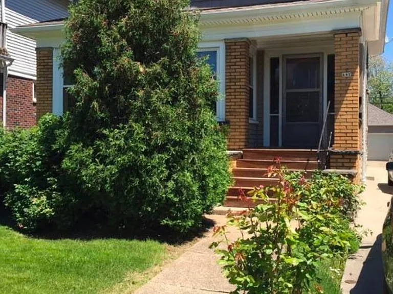 187 Norwalk Ave #L1 — Photo 8