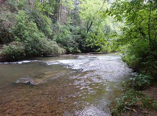 501 Soque Falls Dr, Clarkesville, GA 30523