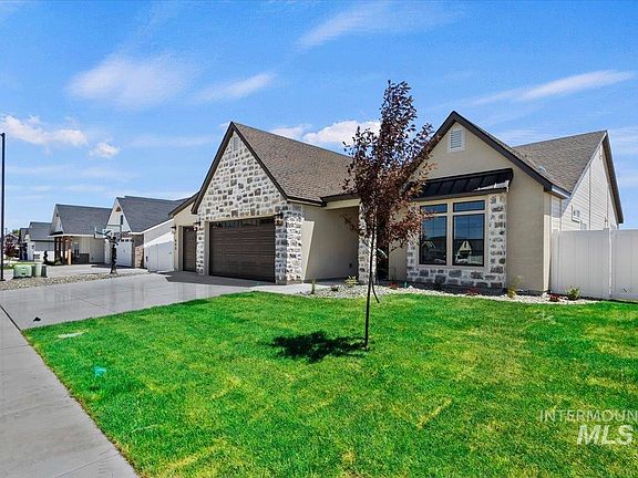 4th image of 640 Full Moon Way