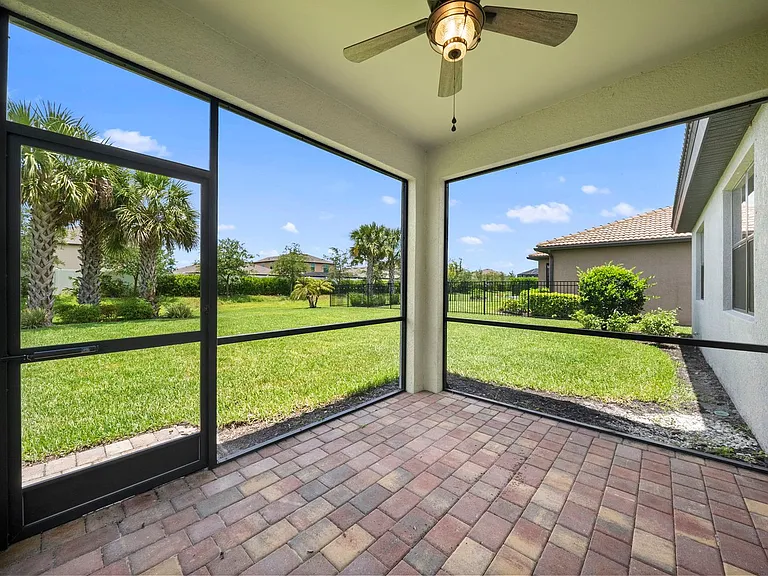 3685 E Hampton Cir — Photo 27
