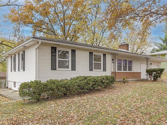 3rd image of 7902 Arlington Ave