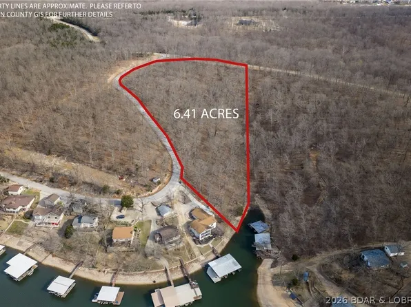 114 Blue Water Bay Dr, Sunrise Beach, MO 65079
