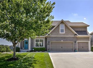9519 N Hunter Ave, Kansas City, MO 64157