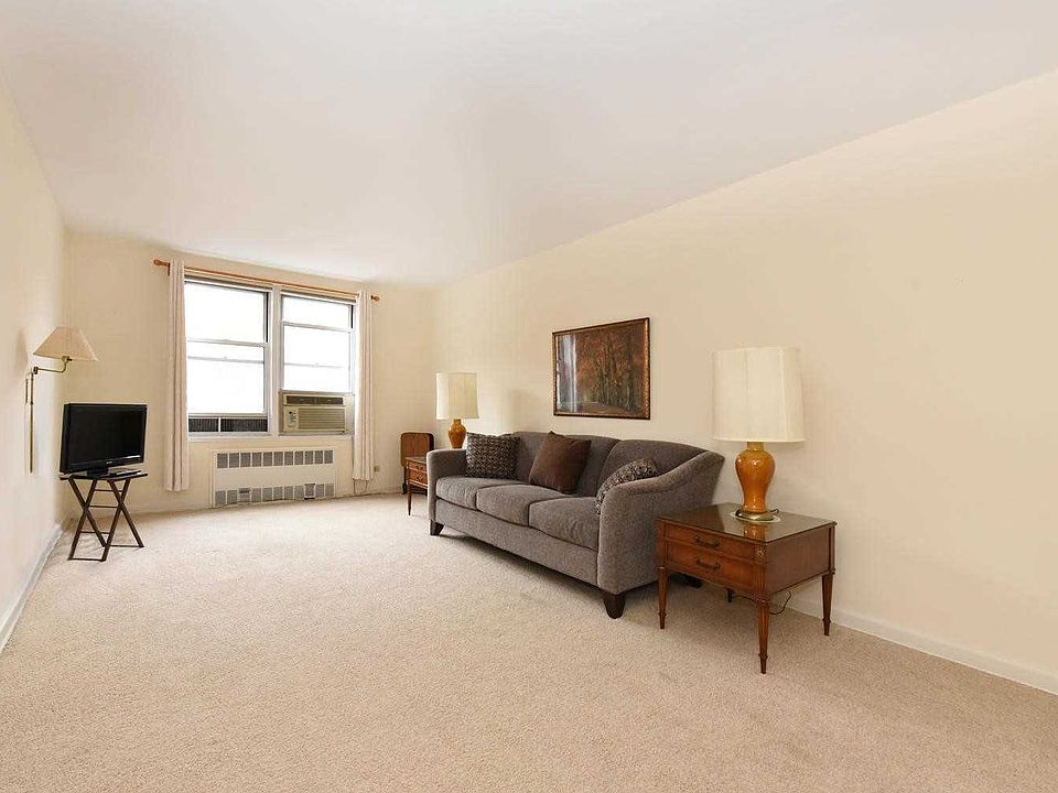 1st image of 3305 92nd St APT 5D