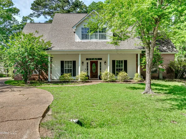 203 Remington Dr, Brandon, MS 39042