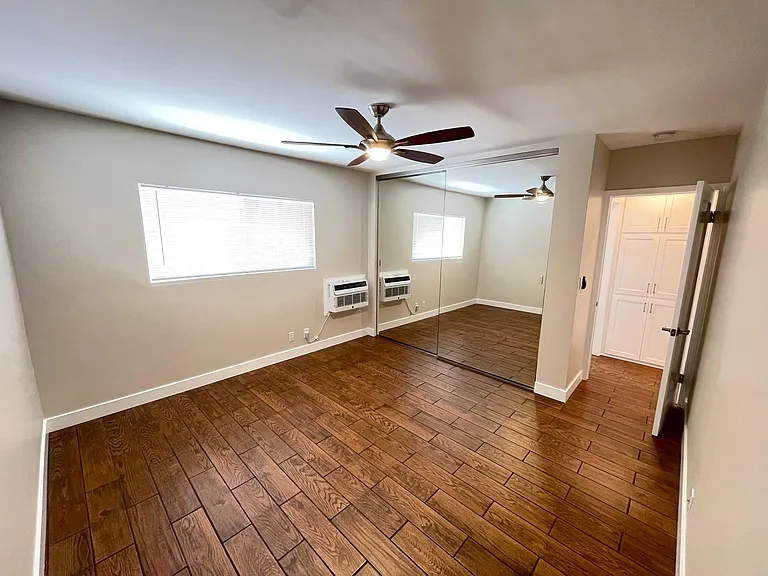 3832 College Ave #2 — Photo 11