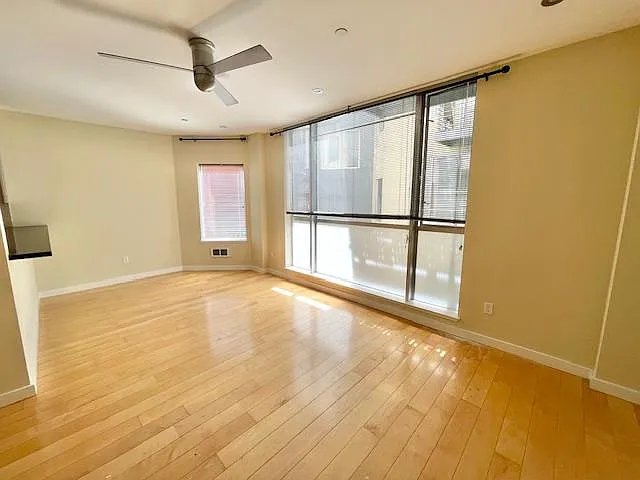 2 bed, 1017 sqft, $4,500 — Photo 4