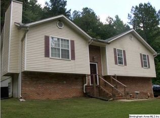 303 Mill Ridge Ln, Pell City, AL 35128