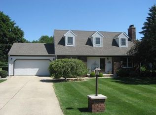 9439 Parkview Dr, Plymouth, IN 46563