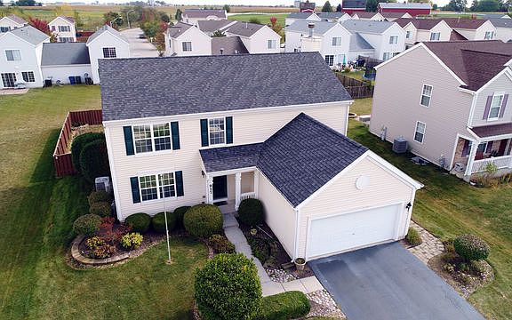 3rd image of 917 Briarcliff Dr