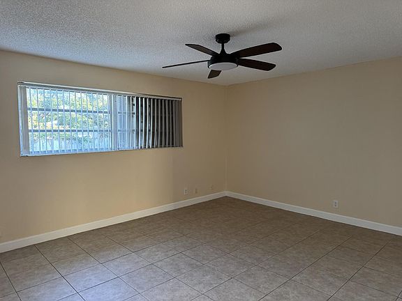 5th image of 5220 SW 43rd Ter