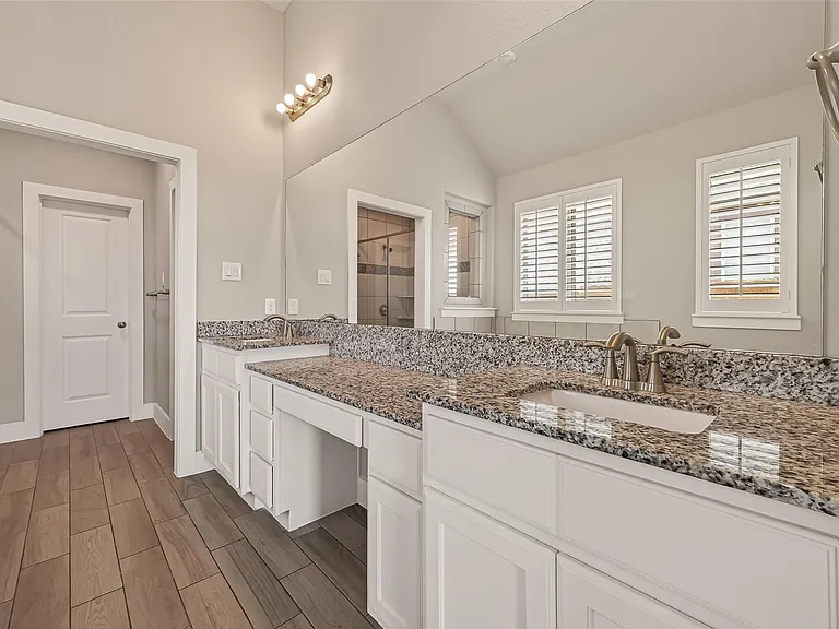 2619 Lilac Point Ln — Photo 40