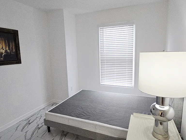 8 Highlands Ct — Photo 26