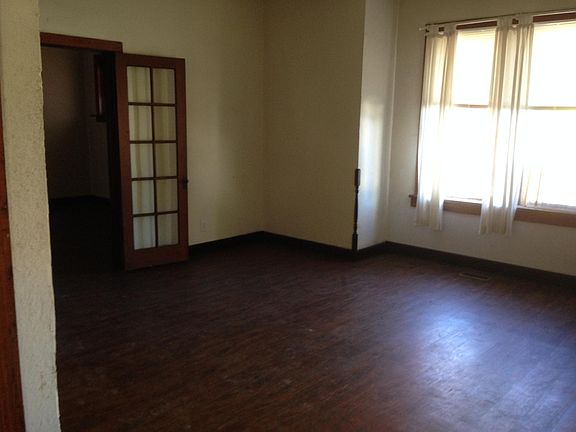 4th image of 2318 Illinois Ave