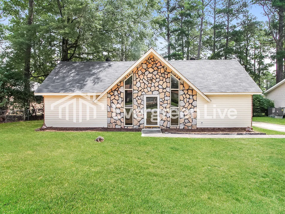 1828 Nunamaker Dr
