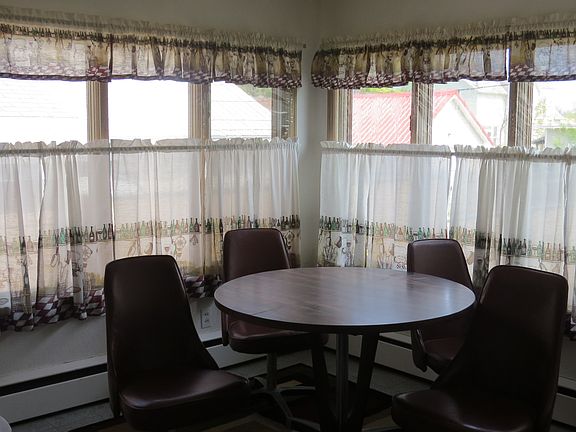 2nd image of 1021 Minnesota Ave